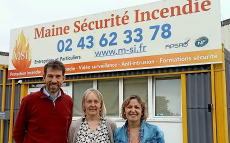 Sabrina accompagne les entreprises dans leur recrutement