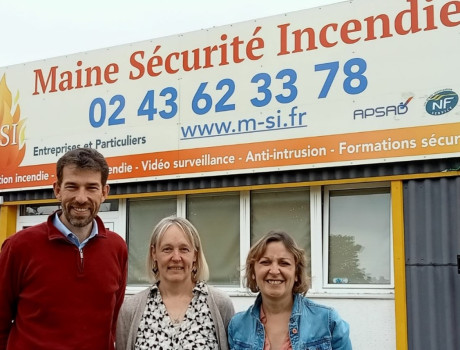 Sabrina accompagne les entreprises dans leur recrutement